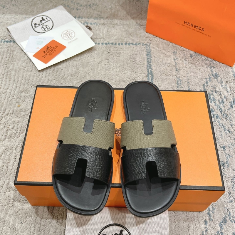 H**mes slippers